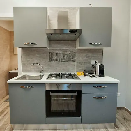 Casa Civico 3.5 *