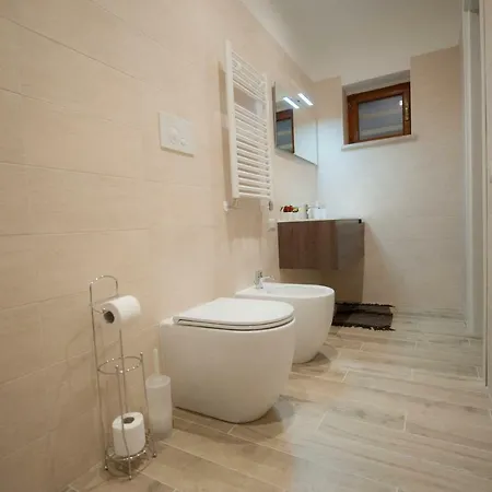 Casa Civico 3.5 *